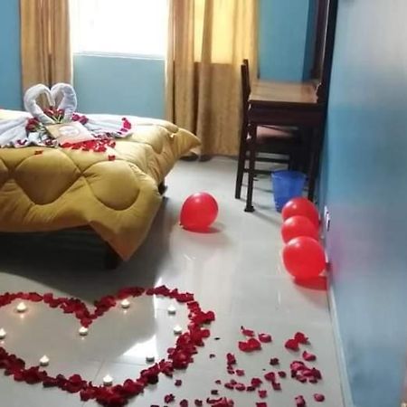 Hostal Zamorano Hotel Кито Екстериор снимка