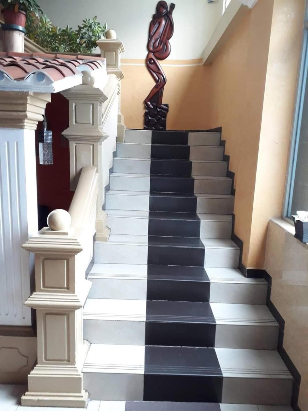 Hostal Zamorano Hotel Кито Екстериор снимка